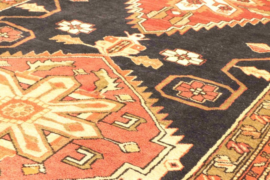 Handgeknüpfter persischer Teppich aus Aserbaidschan