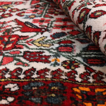 Hand-knotted Persian Hamadan carpet