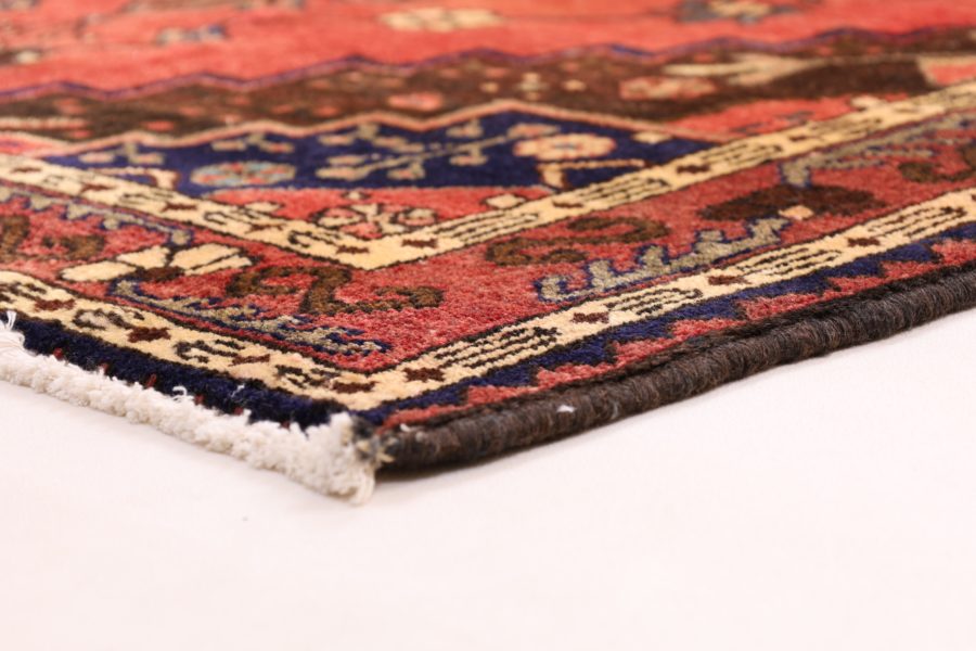 Hand-knotted Persian Hamadan carpet