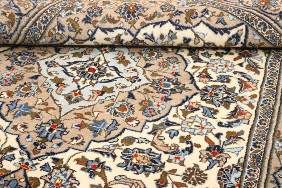 Tapis persan noué à la main Kashan