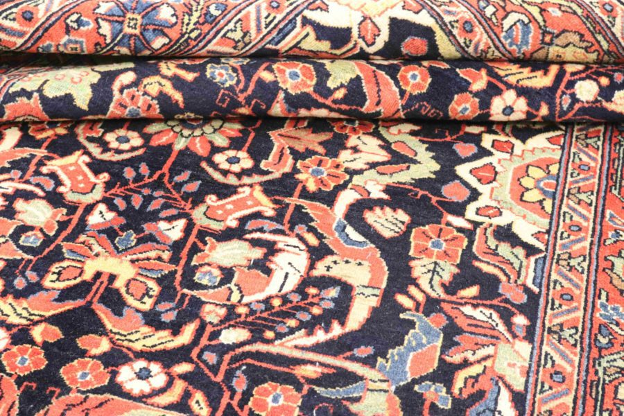 Tapis persan Meshkabad noué à la main