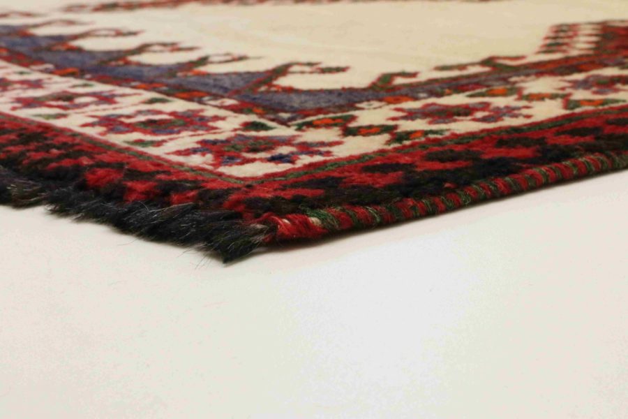 Hand-knotted Persian Qashqai carpet