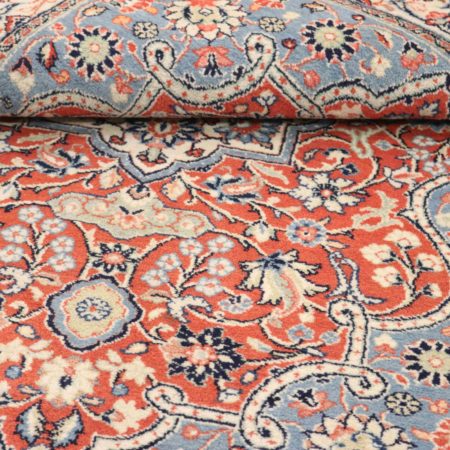 Tapis persan Sarouk noué à la main
