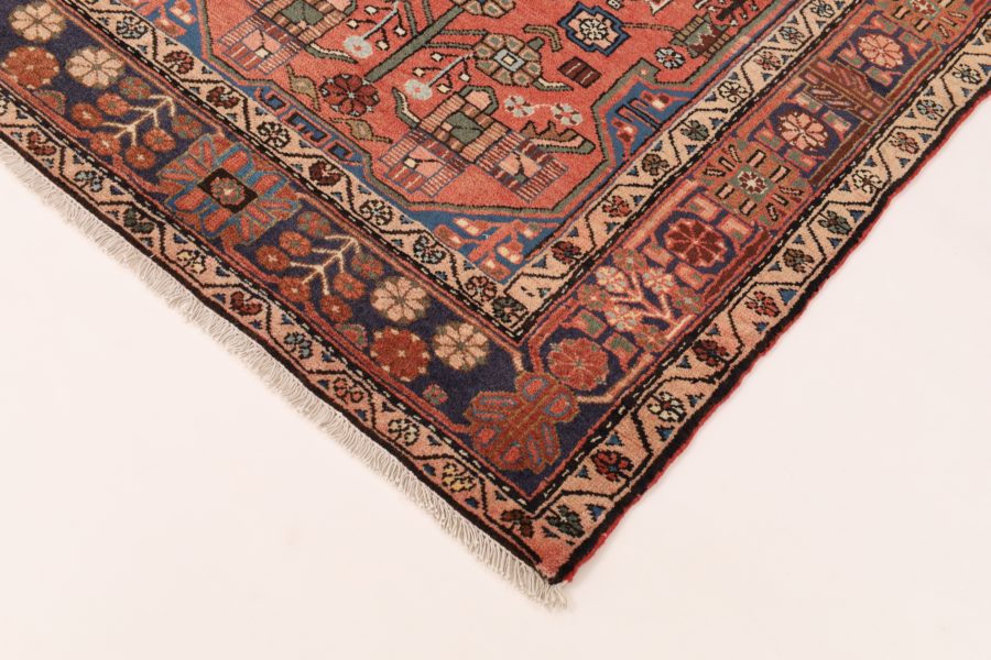 Hand-knotted Persian Saveh carpet