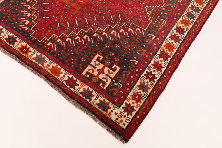 Hand-knotted Persian Shiraz carpet