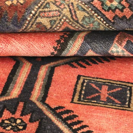 Hand-knotted Persian Zanjan carpet