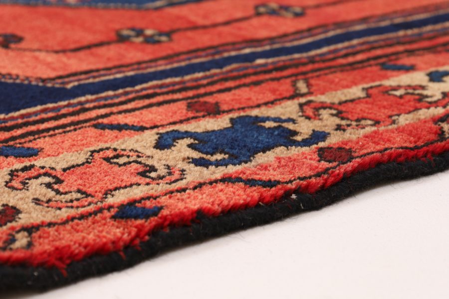 Hand-knotted Persian Zanjan carpet