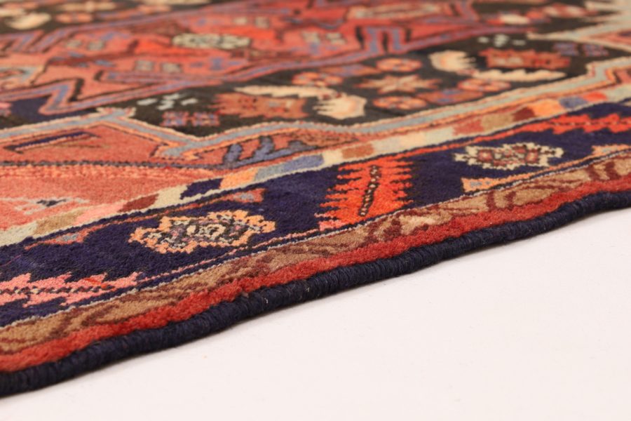 Hand-knotted Persian Zanjan carpet